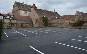 Logis Hotel Du Centre (Room Service disponible)